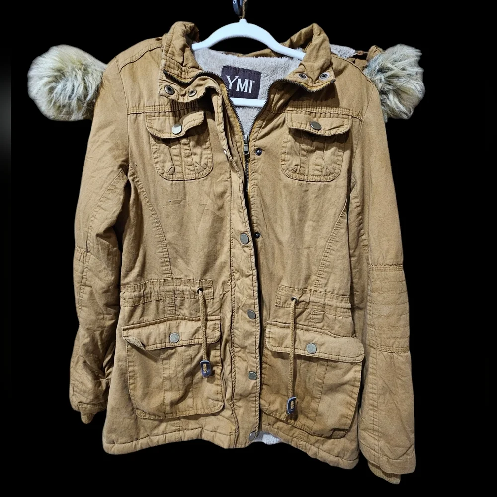 YMI Women's‎ Tan Jacket with Faux Fur Trim Size Extra Large